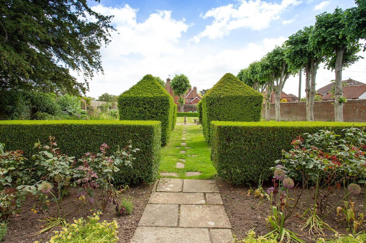 Boreham House Herstmonceux Buitenkant foto